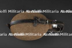 Gourde allemande. German Canteen.