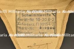 Schwimmweste. — photo 2