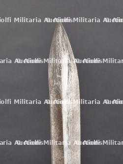 Deux baïonnettes allemandes 98-05 à dents de scie meulées. Two German 98-05 bayonets with ground-down sawbacks — miniature 8