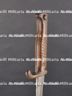 Deux baïonnettes allemandes 98-05 à dents de scie meulées. Two German 98-05 bayonets with ground-down sawbacks — miniature 13