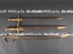 Sabre et glaives francais XIXe siècle. French sabre and glaives from the 19th century — photo 1