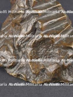 Sculpture en bronze l'assaut du 15 aout 1914 de Dinant par Alexandre Daoust. Bronze sculpture of the August 15, 1914 assault on Dinant by Alexandre Daoust — miniature 9