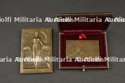 Ensemble de deux plaques 1940 signée Lindauer et Bénard. Set of two 1940 plaques signed Lindauer and Bénard.