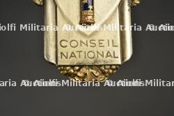 Ensemble Conseil National attribué. Attributed National Council Group — miniature 10