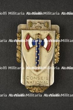 Ensemble Conseil National attribué. Attributed National Council Group — photo 15