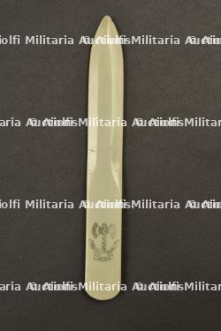 Ensemble Propagande Vichy. Vichy Propaganda Set — photo 3