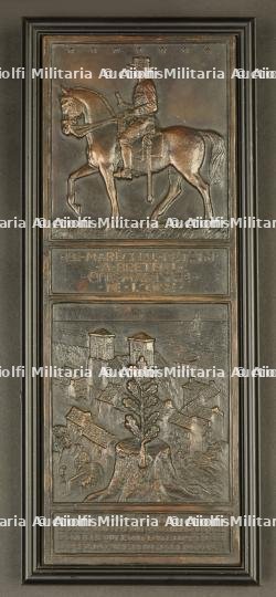 Plaque en Bronze Ville Martyre de Breteuil par Henry Dropsy. Bronze plaque Martyred Town of Breteuil by Henry Dropsy.