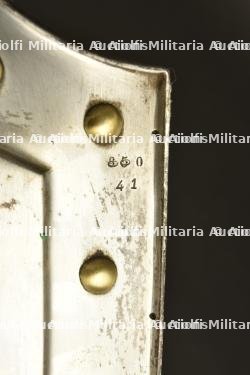 Deux plastrons de cuirasse. — miniature 4