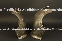 Deux plastrons de cuirasse. — photo 5