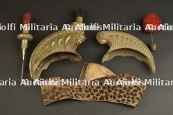 Pièces détachées casque de cavalerie.