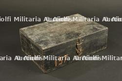 Fort lot de boutons militaires. — miniature 2