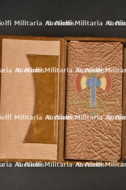 coffré jeu de bridge orné d’une francisque. Bridge Game Box Decorated with a Francisque — photo 2