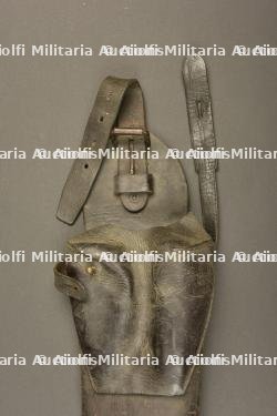 Housse en cuir pour arme de cavalerie. — miniature 2