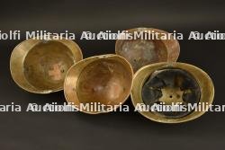 Ensemble de casques de pompiers. — miniature 5