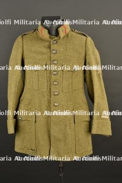 Vareuse en drap d'un adjudant du 1er zouaves.