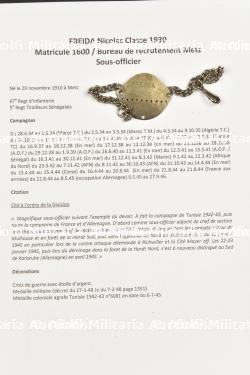 Ensemble de plaques d'identités. — miniature 3