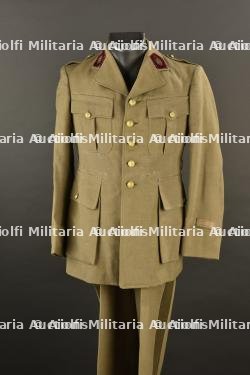 Uniforme du service de santé.