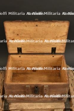 Caisses à munitions française et équipements. — photo 11