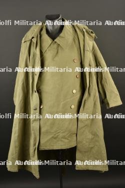 Ensemble d'uniformes troupes motorisées.