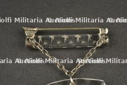 Ecusson à la Francisque en Cristal de Baccarat. Francisque Emblem in Baccarat Crystal — miniature 6