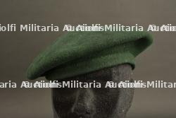 Béret réglementaire chantiers de jeunesses.
