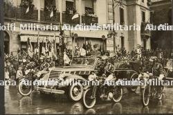 Lot de 5 photos du régime de Vichy. Set of 5 Photographs from the Vichy Regime — photo 3