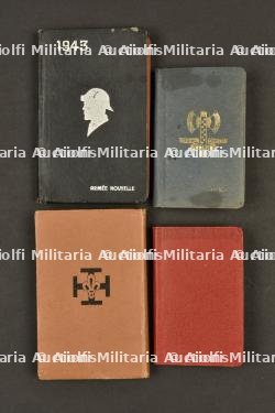 Un lot de documents divers. A lot of various documents. — photo 2