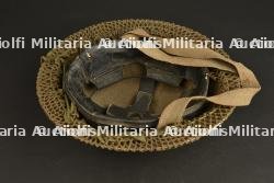 Casque britannique avec filet provenant de Normandie. — photo 2