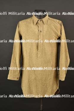 Chemise britannique.