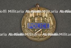 Plaque de fonction Préfecture de Police. Official plaque of the Police Prefecture.