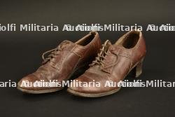 Chaussures d'auxiliaire féminin US.