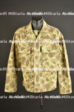 Veste HBT camouflé.