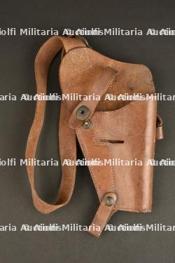 Holster de poitrine.