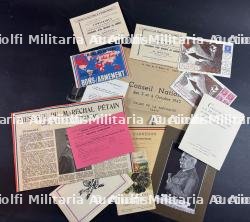 important lot de documents et de cartes postales sur le maréchal. Large set of documents and postcards related to the Marshal