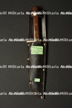 Bowie Knife.