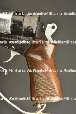 Pistolet lance-fusée italien. — miniature 2