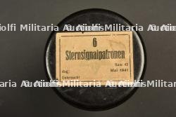 Boite pour cartouche de lance-fusée allemand. — miniature 4