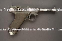 Pistolet P08 catégorie C9.