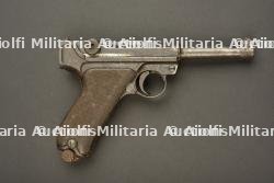 Pistolet P08 catégorie C9.