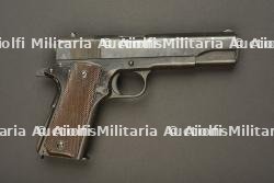 Pistolet Colt 45 catégorie C9.