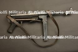 Pistolet mitrailleur MP40. Catégorie C9.