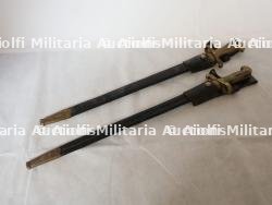 Deux baïonnettes pour le fusil à percussion 1863 Remington Zouave. répliques italiennes.