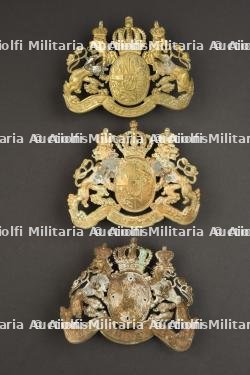 Ensemble de 3 plaques de casque à pointe bavarois. — photo 2
