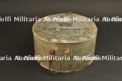 Boîte de casquette à visière Schroeter à Hanau en Hesse. — photo 1