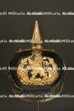 Casque à pointe du 117e régiment hessois.