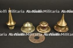 Ensemble de pièces détachées de casques à pointe — miniature 3