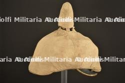 Casque d officier de reserve Garde FeldArtillerie. Guard field artillery reserve officer spiked helmet. Garde Feldartillerie Reserve Offizier Pickelhaube. — miniature 4