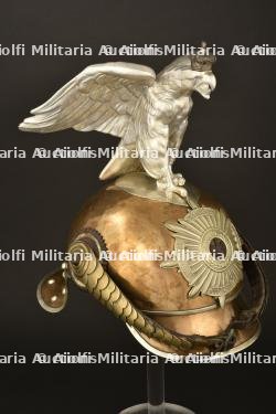 Casque de Garde Kurassier modele 1889 en grande tenue. Guard Cuirassier spiked helmet with parade eagle. Garde Kurassier Pickelhaube in Parade mit Adler — photo 12