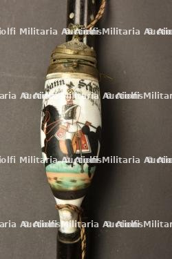 Pipe de reserviste de Garde du Corps. Scarce Garde du Corps porcelan reservist pipe.Seltene Garde du Corps Reservistenpfeife — miniature 9