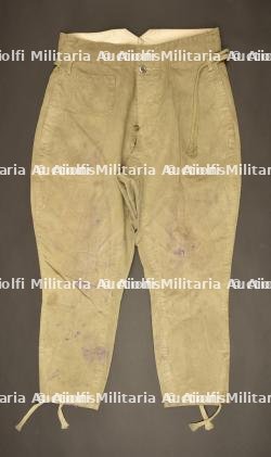 Pantalon japonais. Japanese trousers.